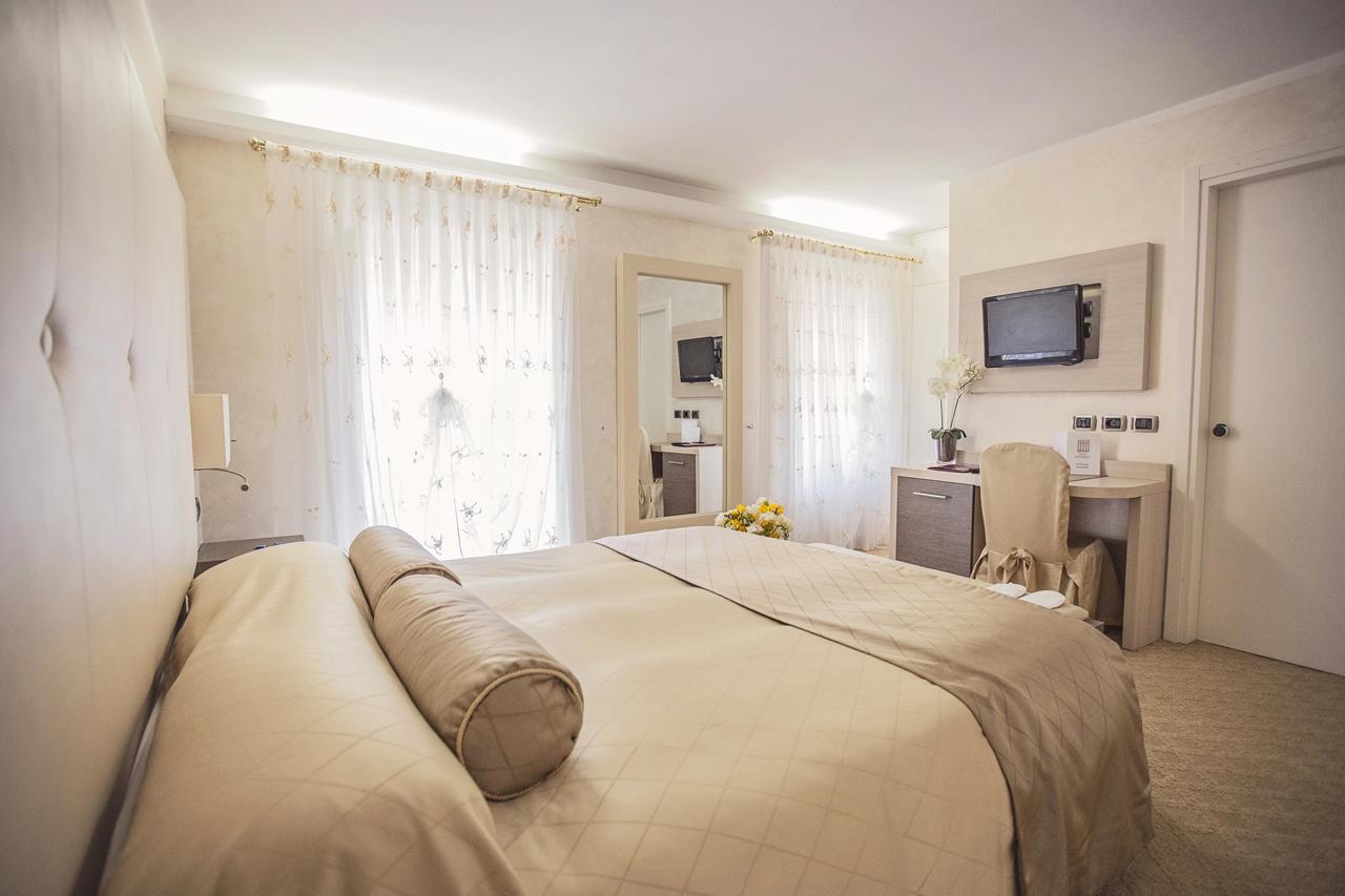 Hotel Trettenero Recoaro Terme Exterior photo